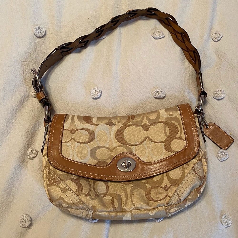 coach shoulder bag